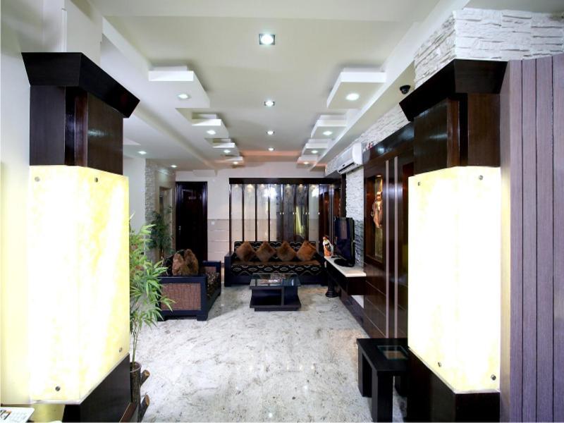 Hotel Tjs Grand Deli Interior foto